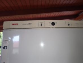 Sprzedam za 150 zł lodówkę Bosch