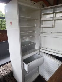 Sprzedam za 150 zł lodówkę Bosch