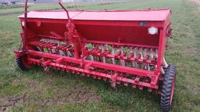 Siewnik Poznaniak 3m Docisk, Przekładnia olejowa, 1989r