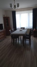 Sprzedam mieszkanie 72 ,05 m2 w Turku ul Szkolna 1