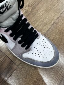 Air Jordan 1 Retro High OG Skyline