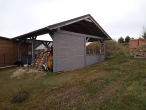 Sprzedam działkę 32ary z domem 31m.