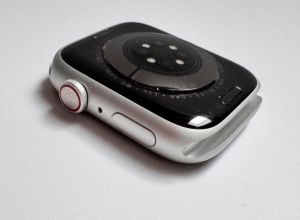 Apple Watch Series 8 cellular 45 mm