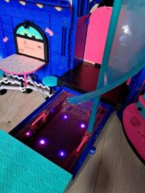 Kamper LOL auto samochód lalki