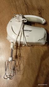 Robot kuchenny mixer