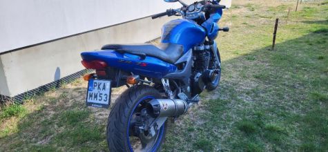 Motocykl Kawasaki zr7 750