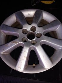 Sprzedam felgi aluminiowe 16