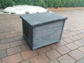 Sprzedam małą budę ocieplaną.