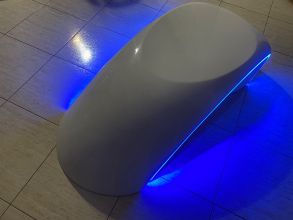 Sprzedam ławę do salonu z podświetleniem LED