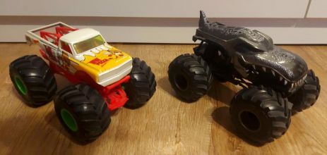Hot wheels monster truck duże