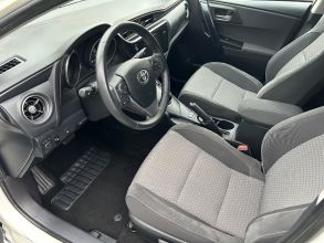 Sprzedam Toyota Auris 1,8 benzyna hybryda
