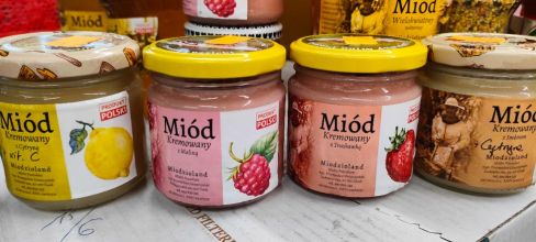 Miód kremowany z liofilizatami.