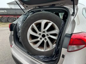 Hyundai Tucson 1.6 BENZYNA Klimatronik Nawigacja Kamera...