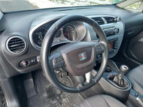 Seat leon 1,4 b 122 km. 2011 bogaty ładny polecam zobacz...