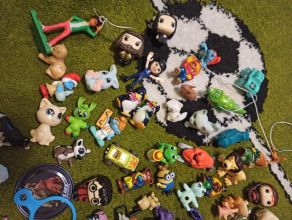 Postacie z Kinder jajek i nie tylko nowe