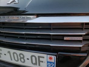 Peugot 3008 lift hybryda