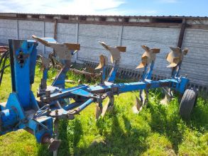 Plug obrotowy 4 skibowy