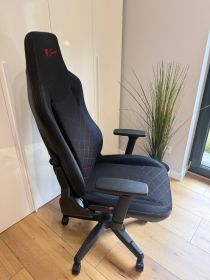 Fotel biurowy gamingowy genesis nitro 890 czarny