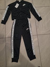 Oryginalne buty, odzież