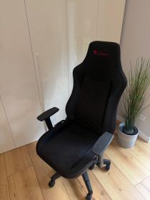 Fotel biurowy gamingowy genesis nitro 890 czarny jak nowy