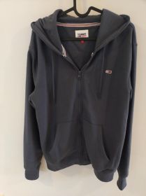 Sprzedam bluzy: Tommy Hilfiger,Adidas
