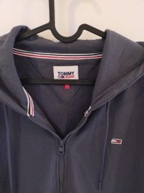Sprzedam bluzy: Tommy Hilfiger,Adidas