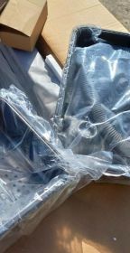 Zlew z zestwem odplywowym baterią