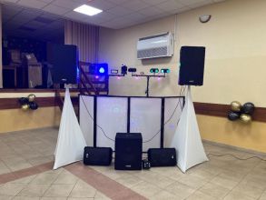 Dj, nagłośnienie i oświetlenie. Oprawa muzyczna imprez