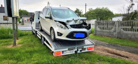 Laweta, pomoc drogowa, holowanie 24h /7dni