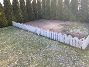 Płotek na działkę