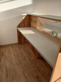 Sprzedam biurko do lokalu usługowego