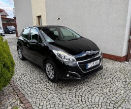 Peugeot 208 1.2 benzyna 2016 rok