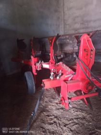 Sprzedam pług obrotowy 3+1