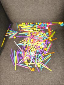 Klocki do układania dla dzieci różne