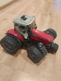 Traktor Massey Ferguson zabawka Bruder