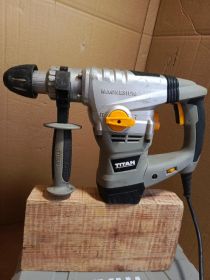 Mlotowiertarki 1500w 8 j udaru