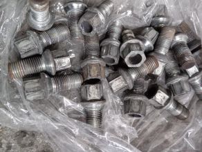 Sprzedam felgi aluminiowe