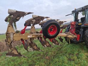 Sprzedam pług obrotowy 4