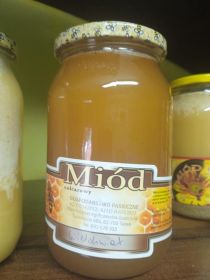 Miód , pyłek,propolis.