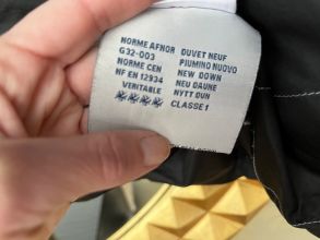 Czarna puchowa kurtka Moncler S/M