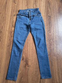 Jeansy rurki roz M