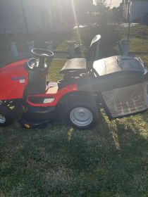 Sprzedam kosiarkę traktorek