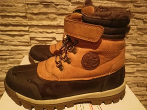 Sprzedam kozaczki chłopięce rozmiar...