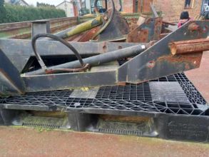 Ładowacz czołowy Ursus 3512, Mf255