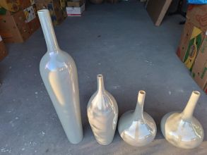 Cztery duże dekoracyjne Wazony