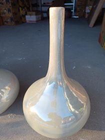 Cztery duże dekoracyjne Wazony