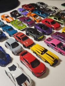 Sprzedam samochodziki