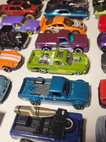 Sprzedam samochodziki