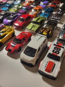 Sprzedam samochodziki