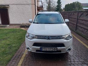 Mitsubishi outlander plug-in hybrid